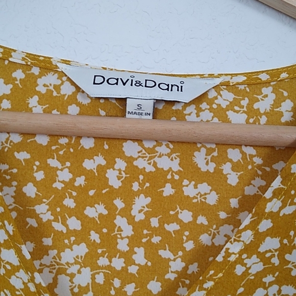 DAVI & DANI- Ditzy Floral, Swing, Ruffled Mini Dress in mustard yellow - Picture 2 of 14